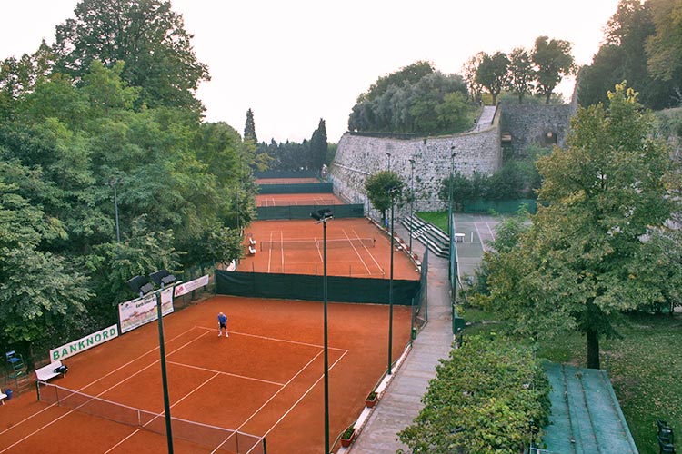 CENTRO TENNIS 